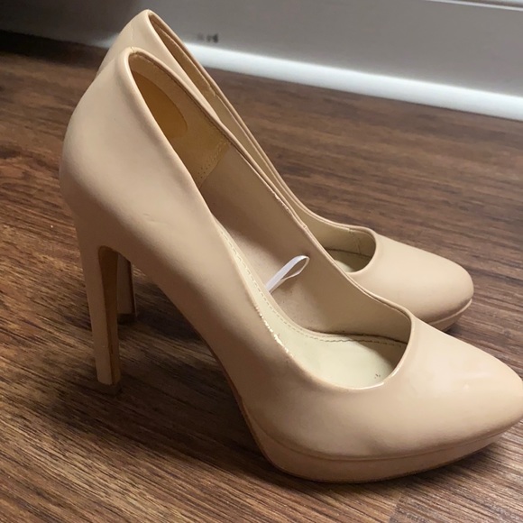 Forever 21 Shoes - [Forever 21]Nude high heels size 6